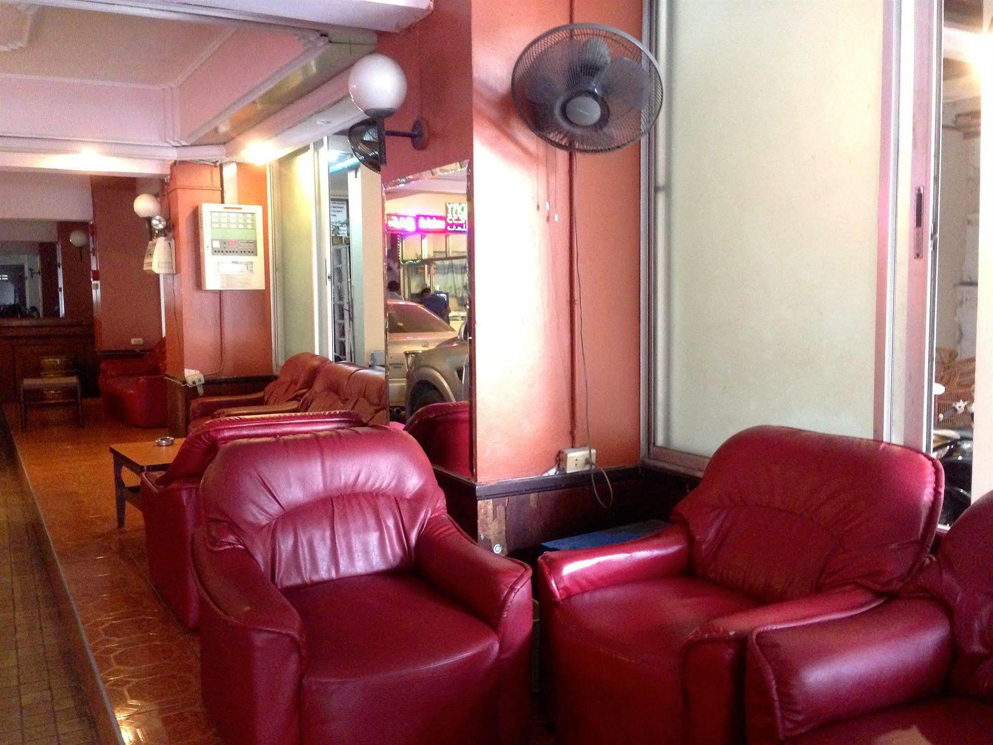 Cherry Hotel Pattaya Ngoại thất bức ảnh