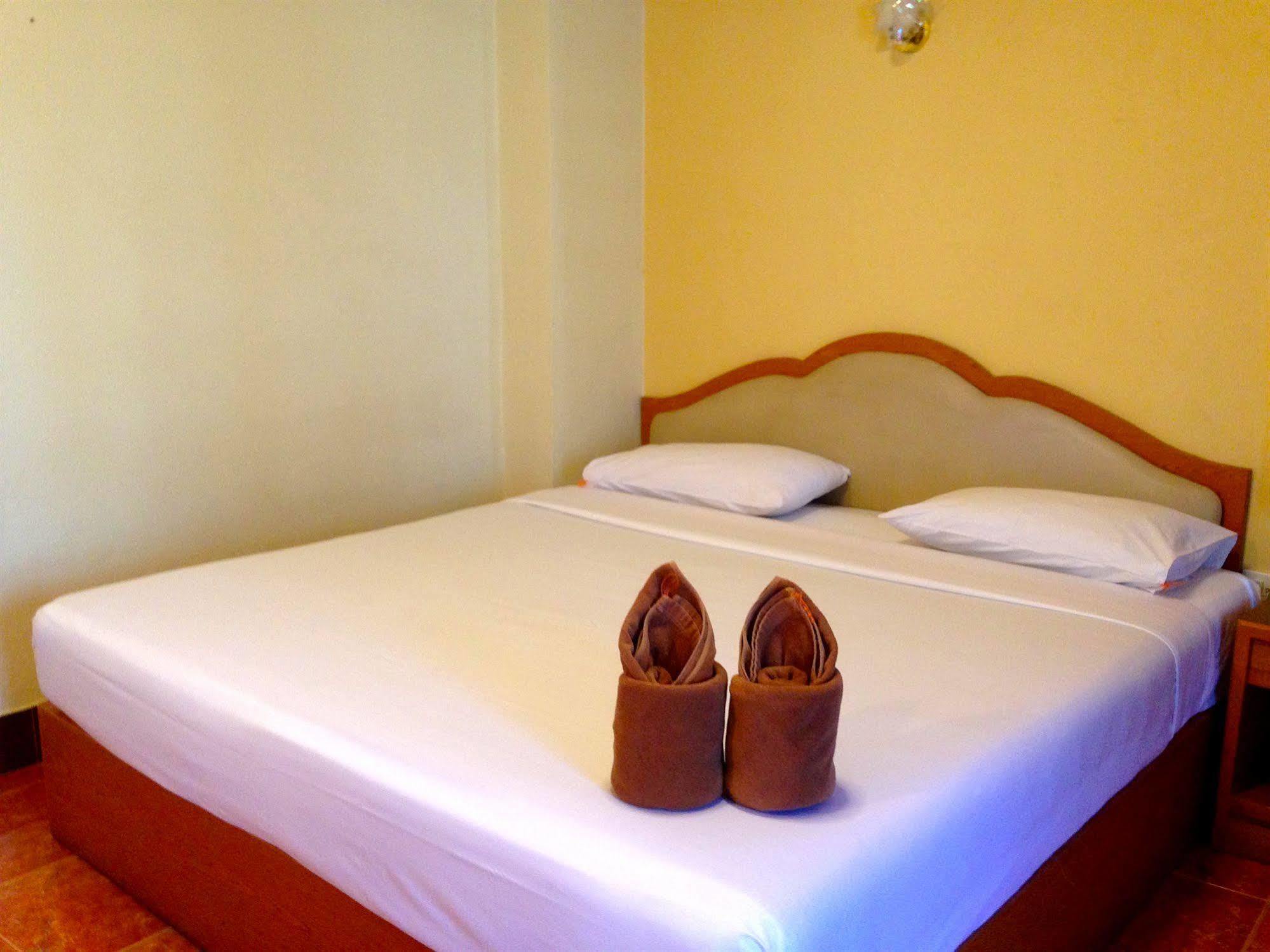 Cherry Hotel Pattaya Ngoại thất bức ảnh