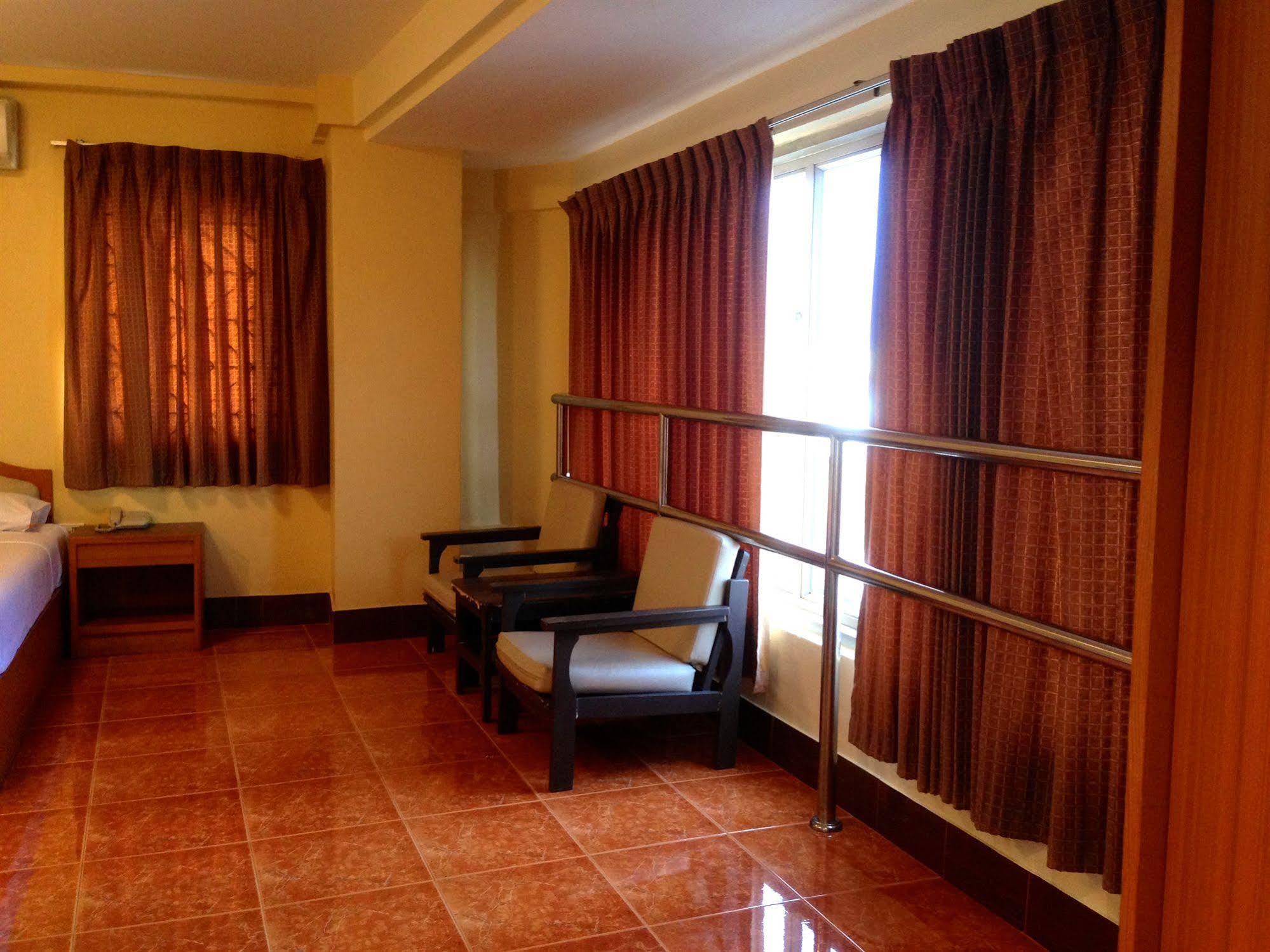 Cherry Hotel Pattaya Ngoại thất bức ảnh