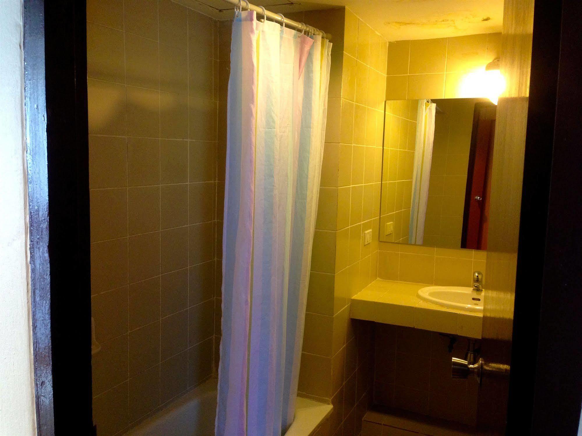 Cherry Hotel Pattaya Ngoại thất bức ảnh